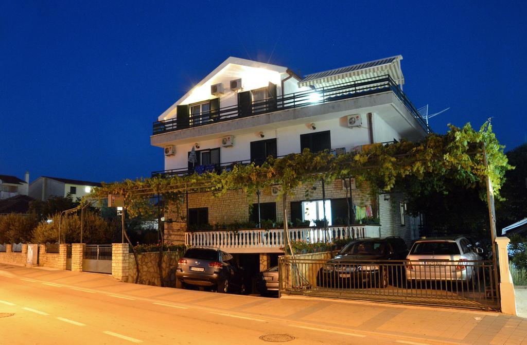 Apartments "Ruza" Vodice Quarto foto